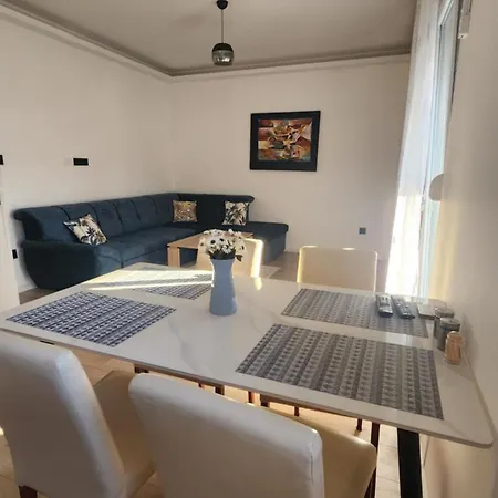 Apartman Estrella *