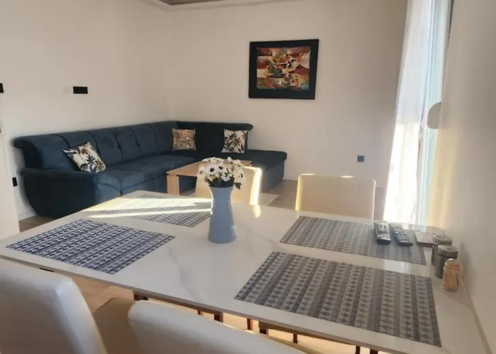 Apartman Estrella *